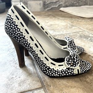 Betseyville Vintage Womens Black And White Polka Dot Peep Toe Pump 7.5